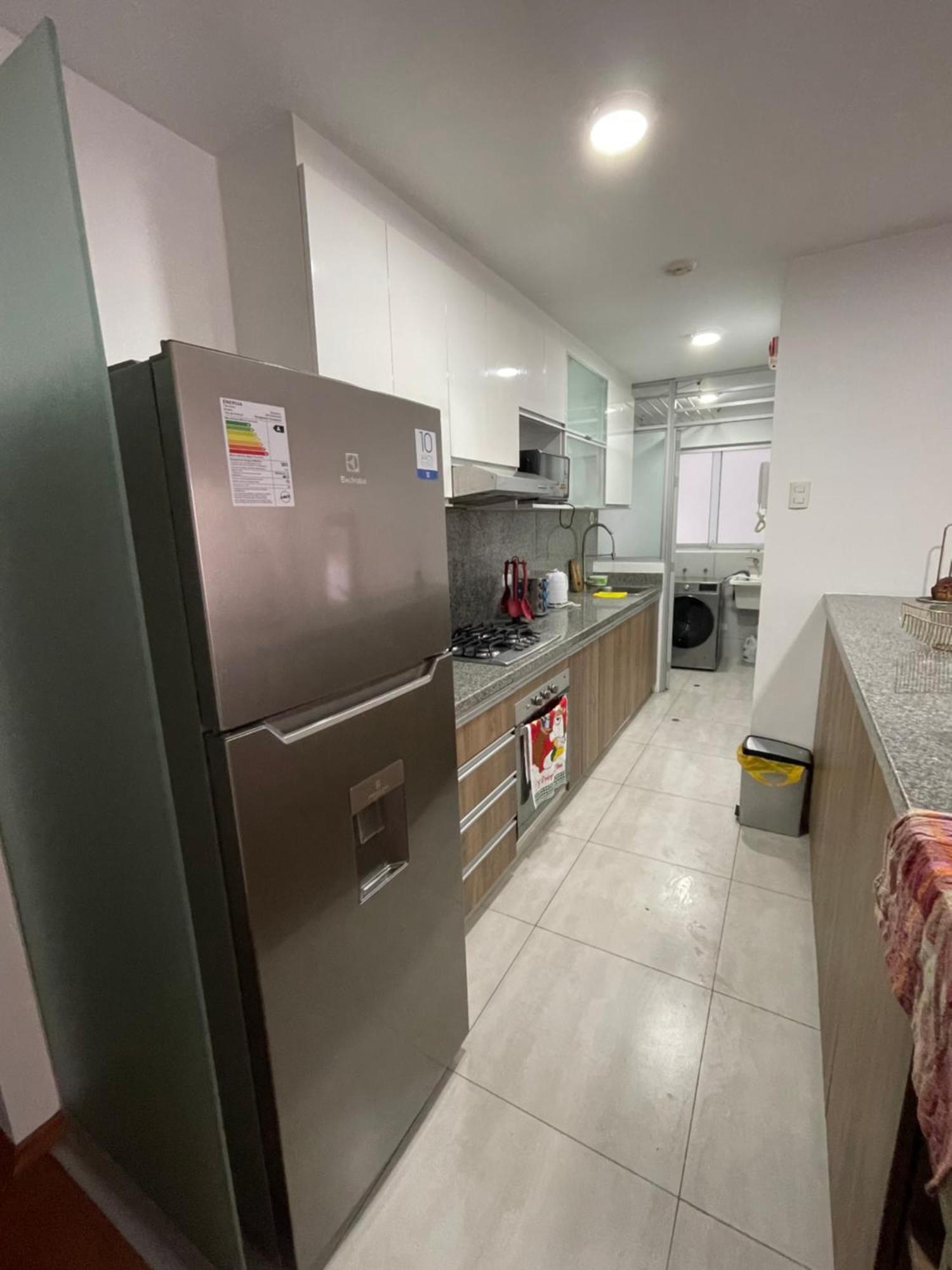 En Dpto En Salaverry Cerca A San Isidro Habitación en casa particular Lima